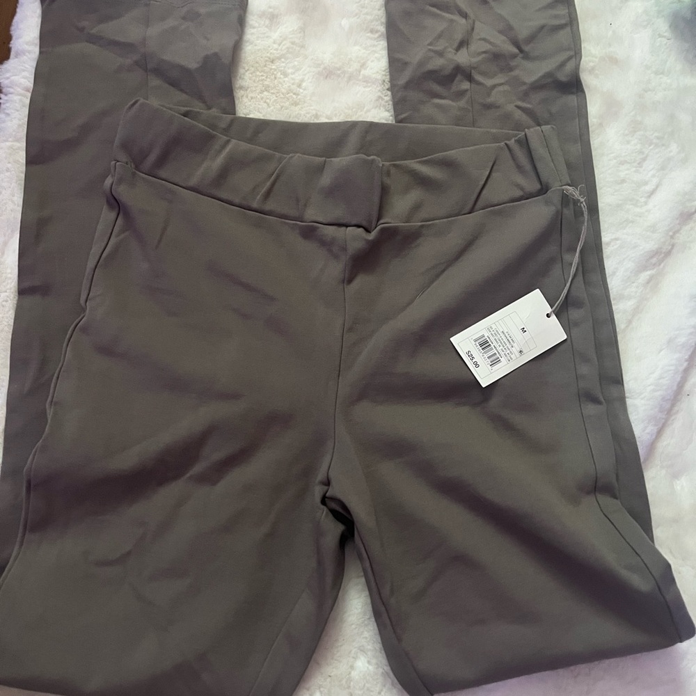 brand new dress pants!!